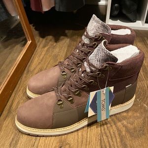 Toms Mesa Boots - Brown/Snake Printed Suede Boots